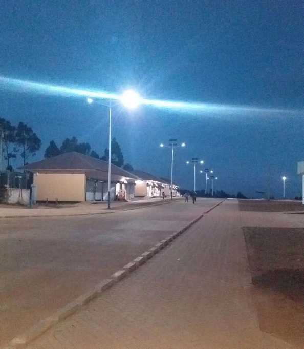 鹤壁市非洲科特迪瓦太阳能路灯工程